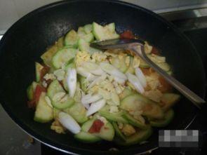 葫芦瓜能炒菜吃吗视频大全,家常美味尽在其中